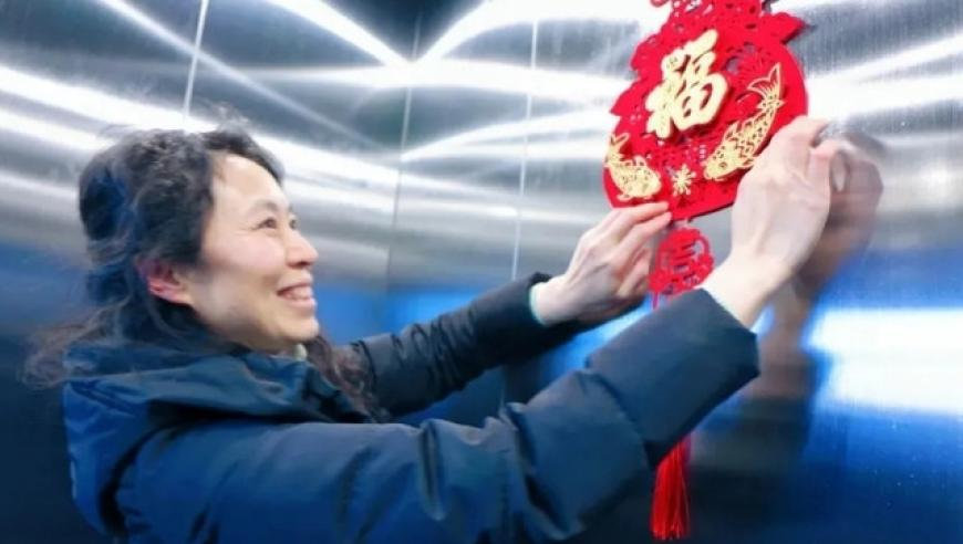 老人老奇人最准资料,8天刷31场哪吒2女生父亲发声,权威独家讨论与热门话题_铂金版V15.78